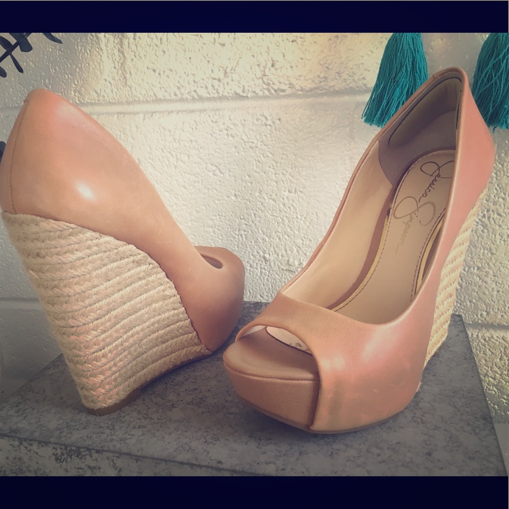 Nude Jessica Simpson wedges
